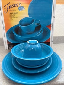 Fiesta 4-Piece Peacock Dinnerware Set
