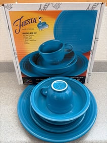 Fiesta Peacock Blue Dinnerware 4-Piece Place Setting in Original Box