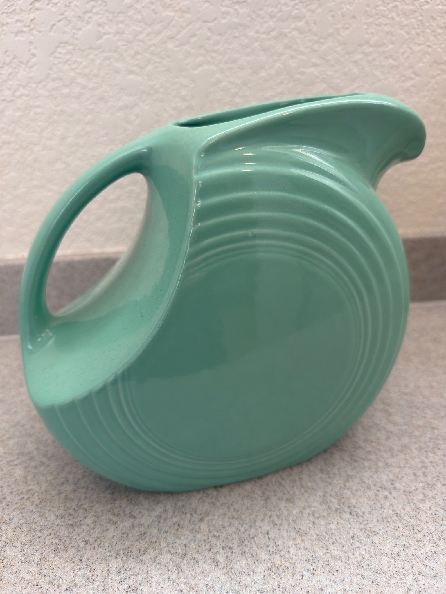 Vintage Homer Laughlin Fiesta Large Disc Pitcher in Turquoise (1 of 4)