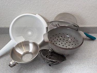 Strainers, Colanders, and Kitchen Utensils