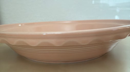 Homer Laughlin Fiesta Apricot Pie Baker – 10 1/8 Inch