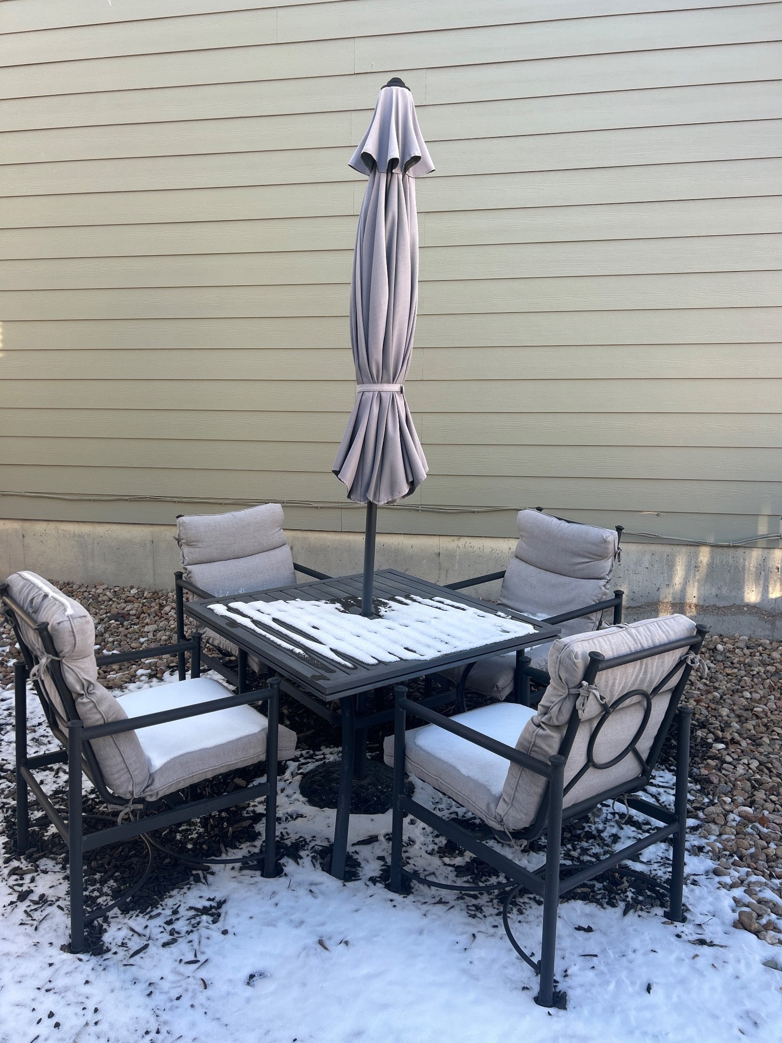 Outdoor Metal Patio Set with Cushioned Chairs and Umbrella (1 of 6)