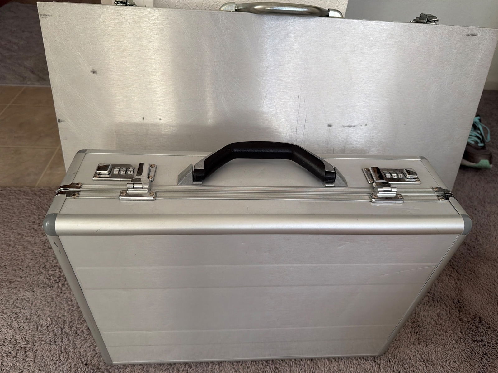 Silver Aluminum Portfolio Briefcase with Locking Mechanism (1 of 1)