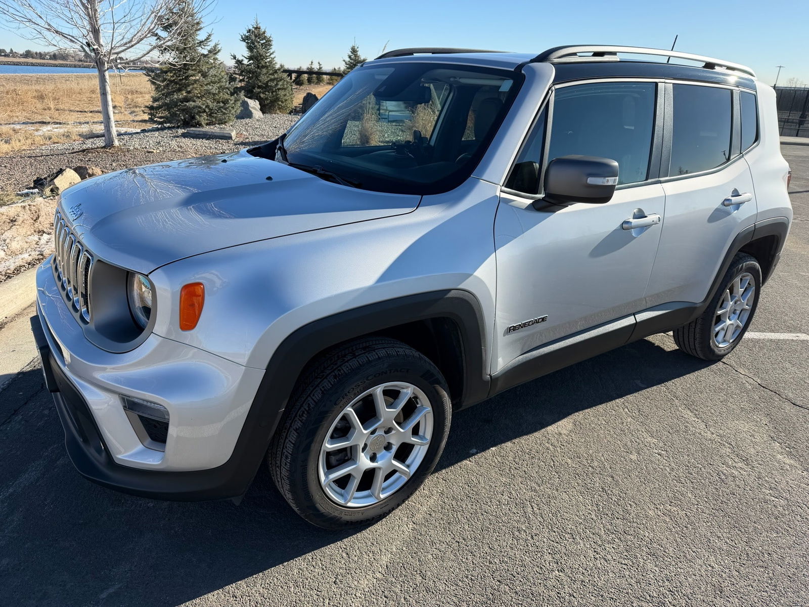 2021 Jeep Renegade Limited 4WD with 22,145 Miles and Clean Title (1 of 14)