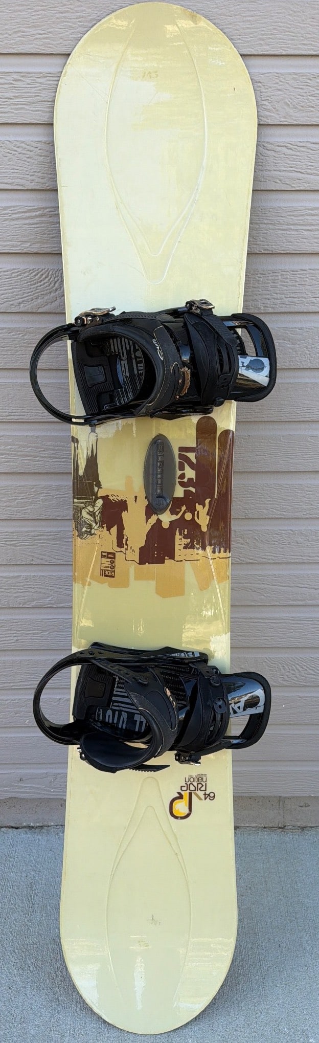 Ride Snowboards Nation 64cm Snowboard with Burton Bindings (1 of 5)