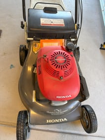 Honda Gas-Powered Push Lawn Mower with Grass Bag