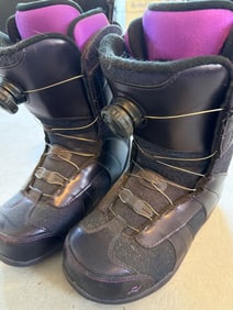 Women’s Sage Boa Coiler Snowboard Boots, Size 8.5 US