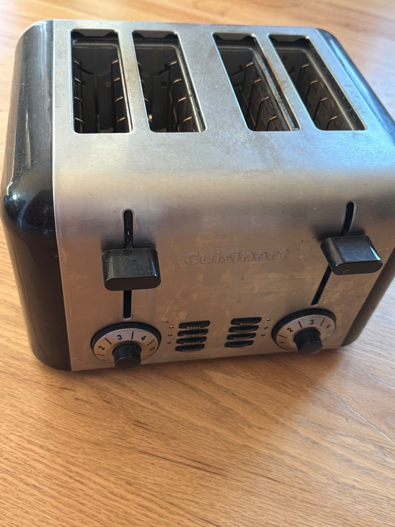 Cuisinart Four-Slice Stainless Steel Toaster (1 of 2)