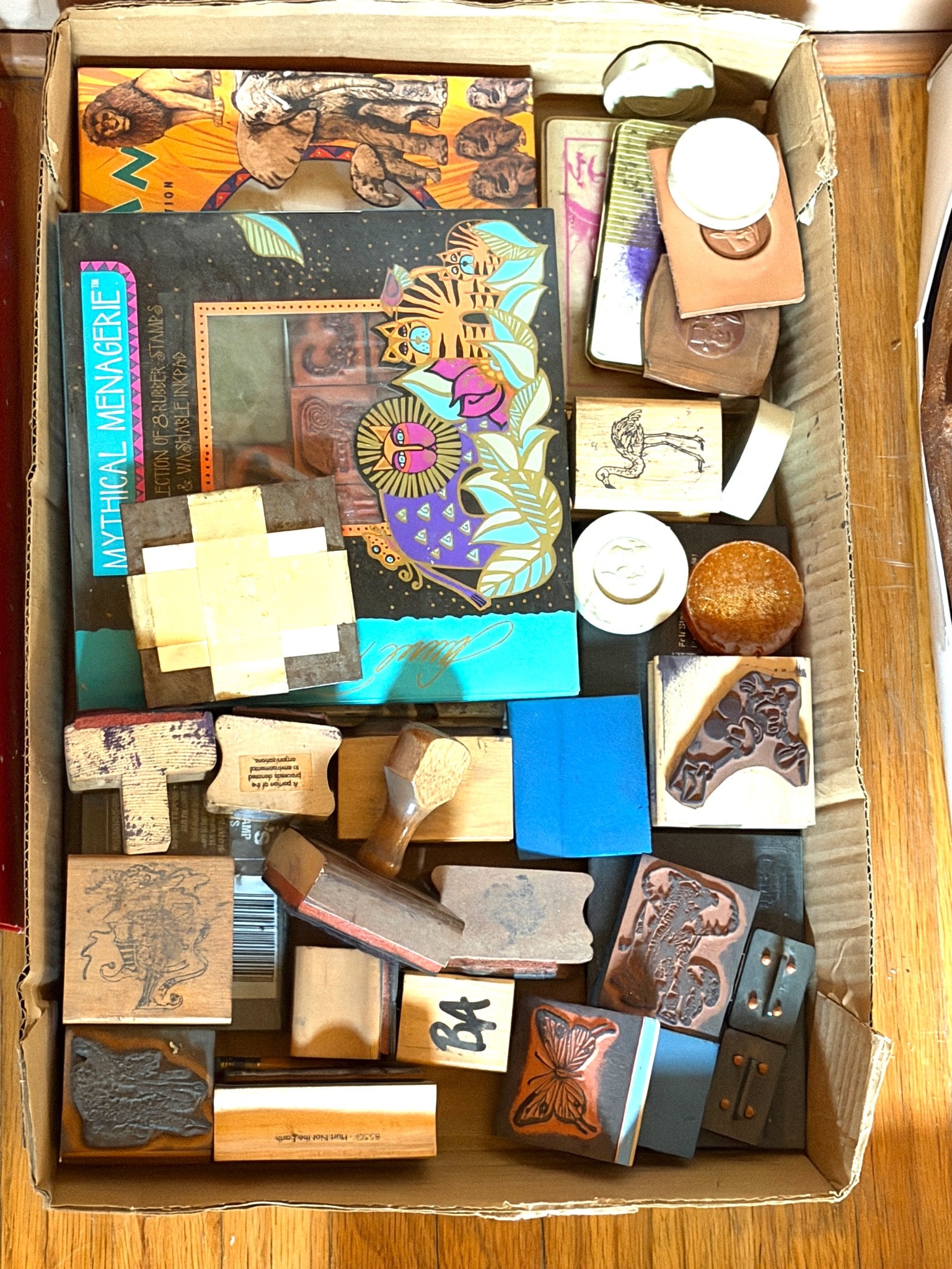 Rubber Stamp Collection with Various Designs and Handles (1 of 1)