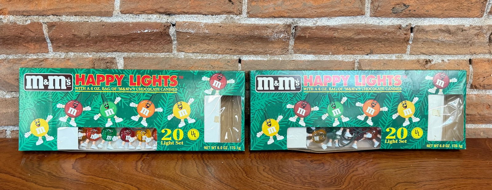 M&M’s Happy Lights 20 Light Sets with 4.6 oz Bag of Candies (1 of 2)