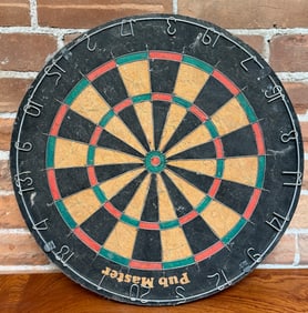 Pub Master Dartboard with Metal Wire Number Ring and Cork Surface