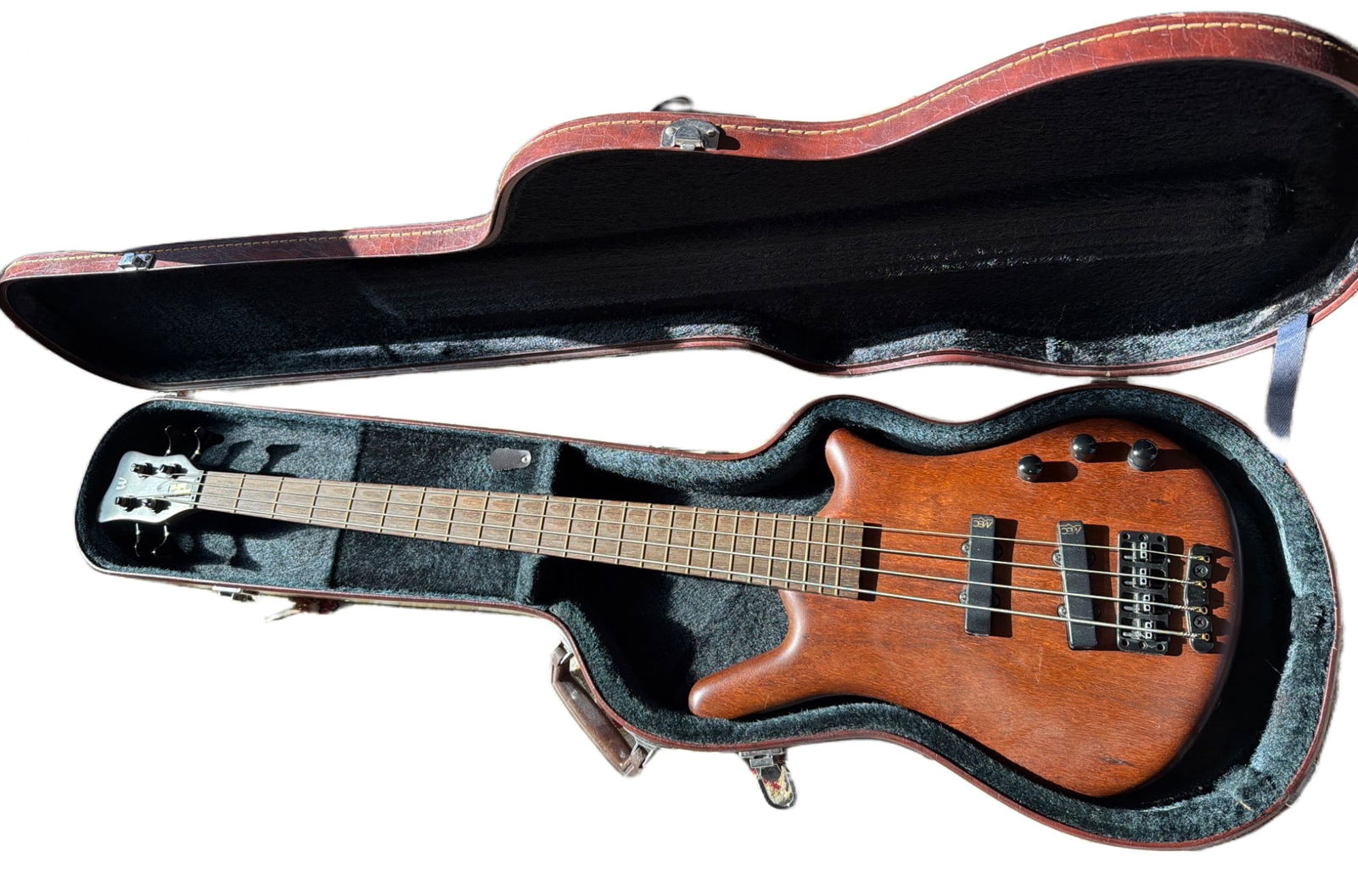 1998 German Warwick Thumb Bolt-On – All-Wenge Neck – “Golden Era” Classic with original (1 of 9)