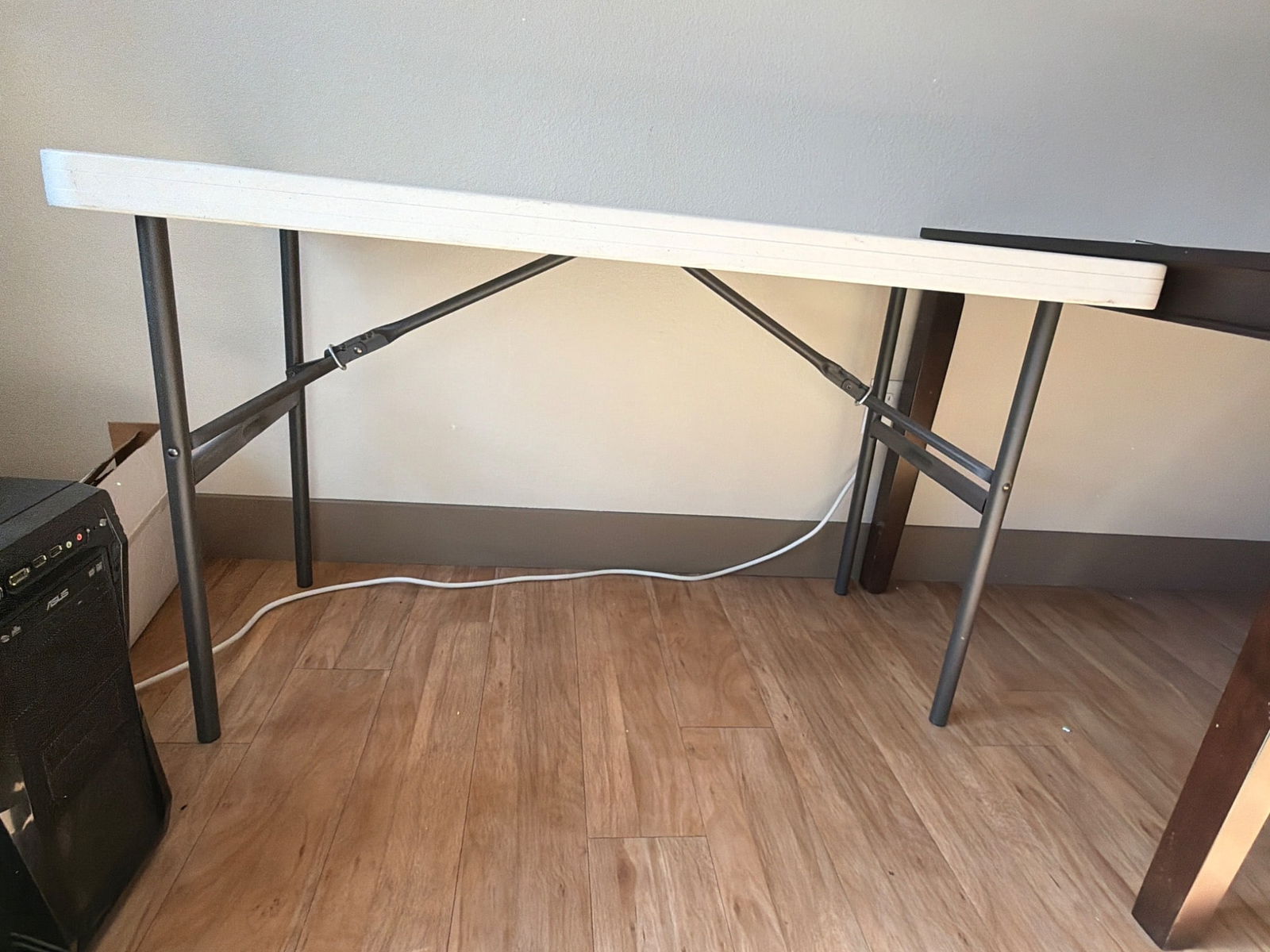 Lifetime Folding Table with Metal Frame, 48 Inches (1 of 1)