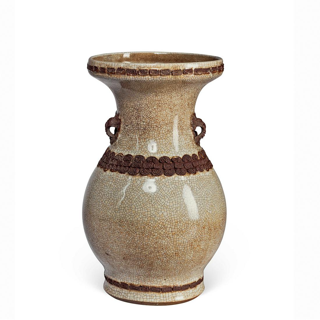 CHINESE PORCELAIN OF GE WARE CRACKED GLAZE HANDLE VASE QING DYNASTY (1 of 1)