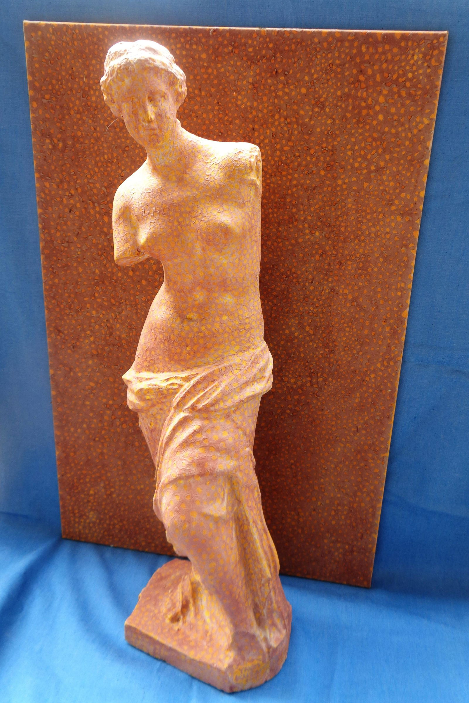 YAYOI KUSAMA VENUS SCULPTURE SIGNED (1 of 8)