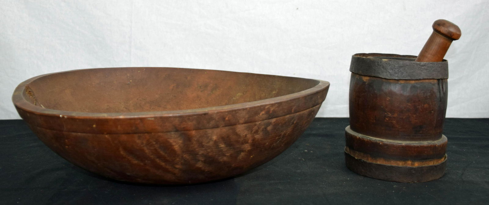 Mortar & Pestle and Wooden Chopping Bowl (1 of 7)