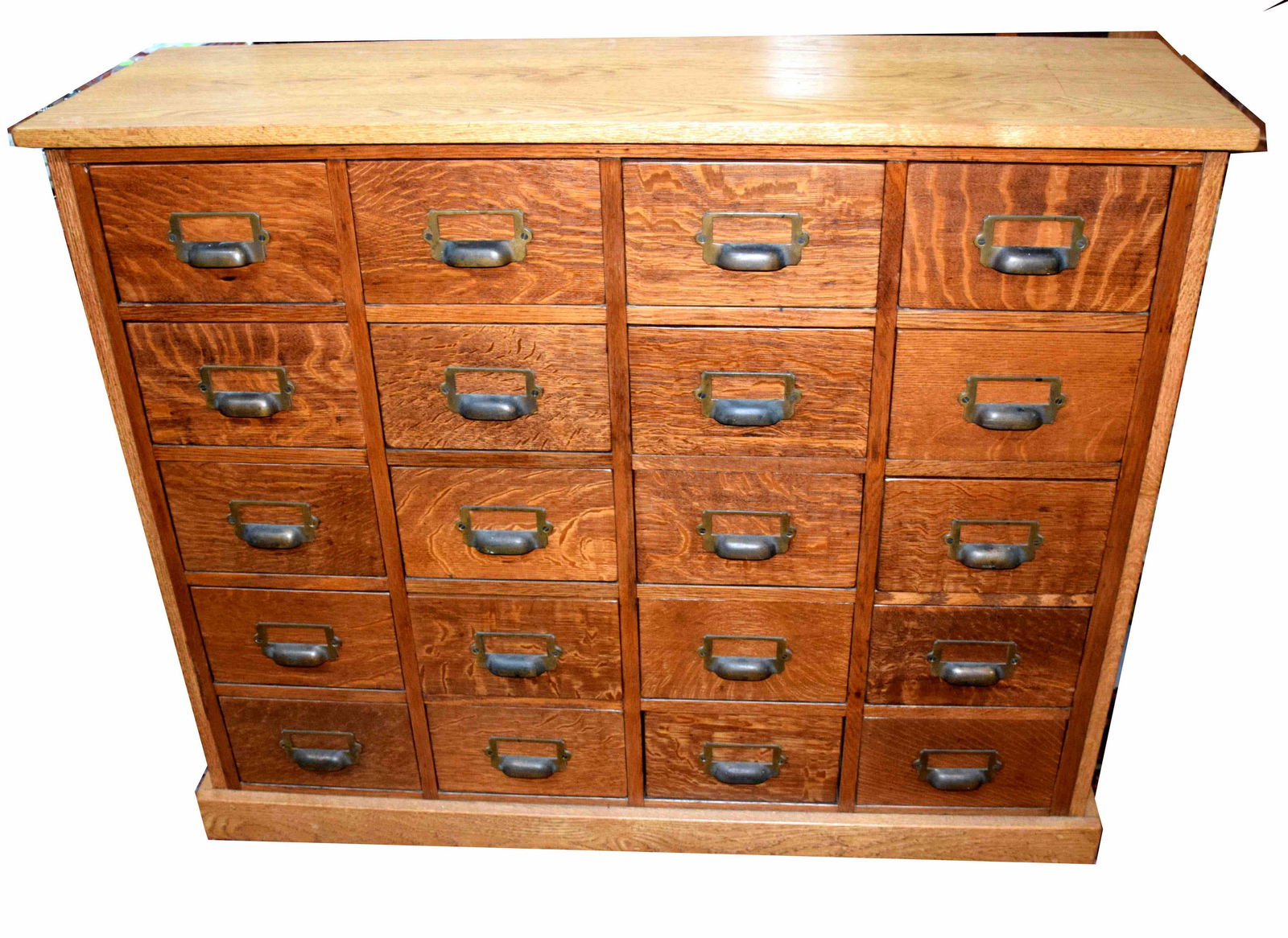 Multi-drawer Oak Cabinet (1 of 3)