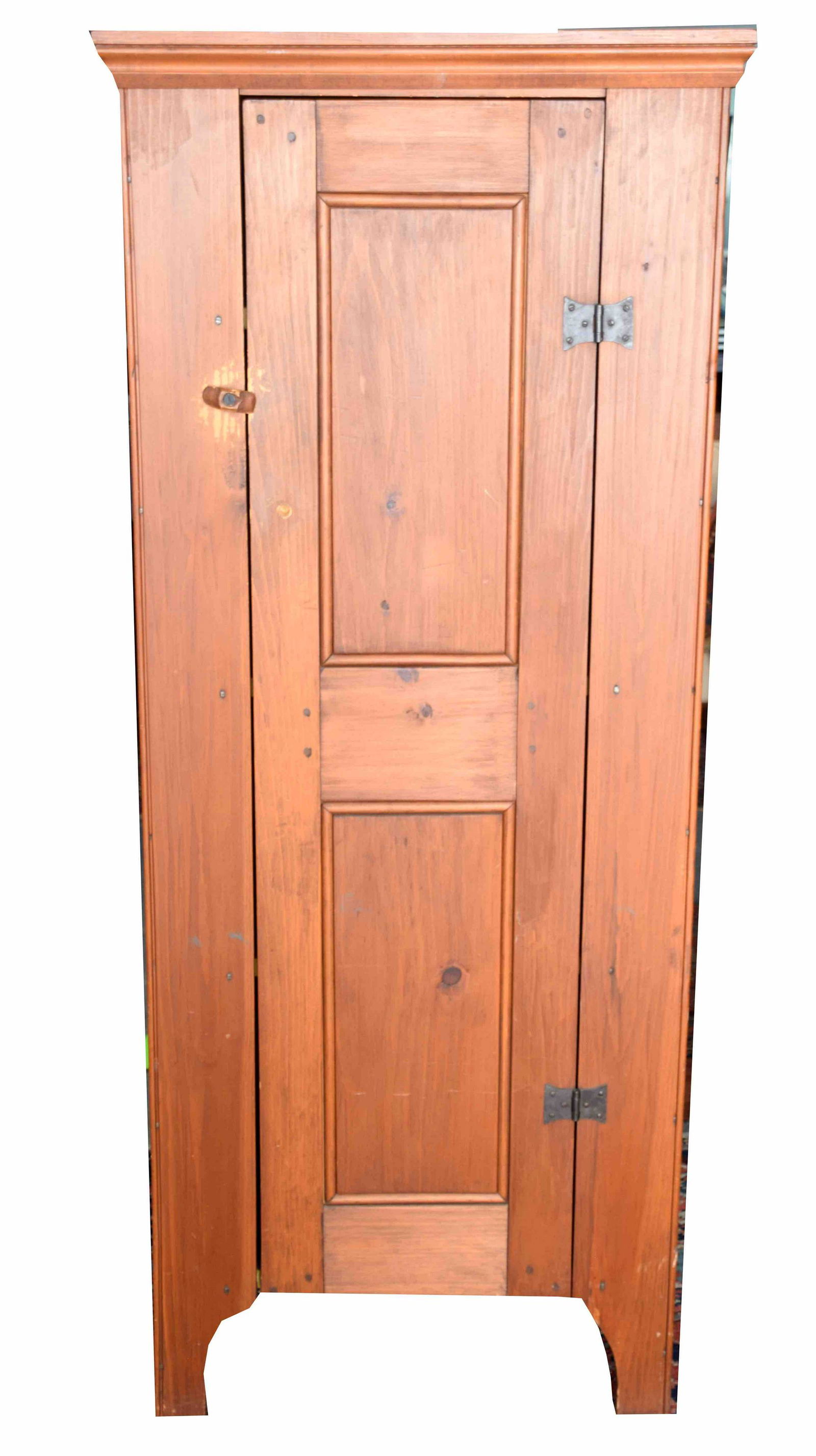Pine raised panel door cupboard. (1 of 4)