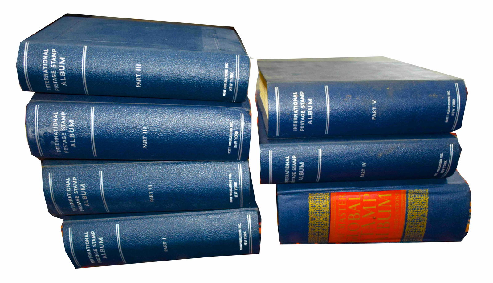 Large International Stamp Collection Scotts Vol 1 through V: Scotts volume 1 through 5 international stamp collection plus a 1950 Minkus international stamp collection. Also included are US First Day Covers 1979-1980, nine golden replicas of 1980 stamps (22K go