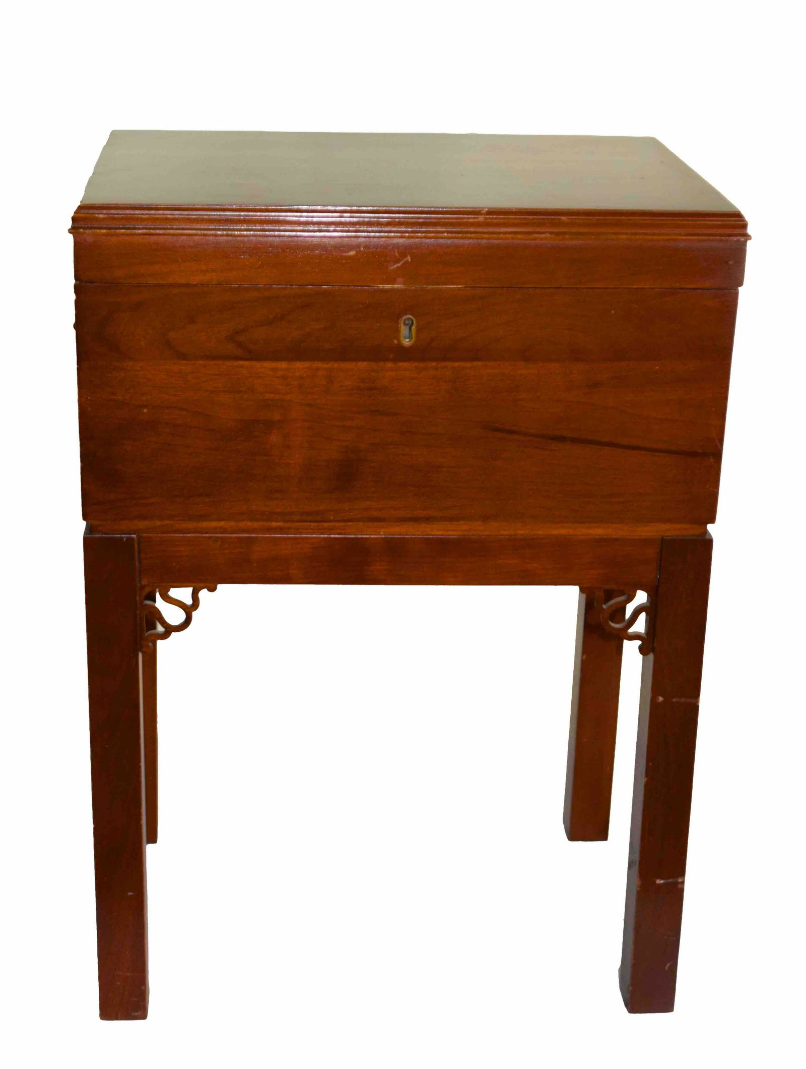 Ethan Allen Stand (1 of 1)