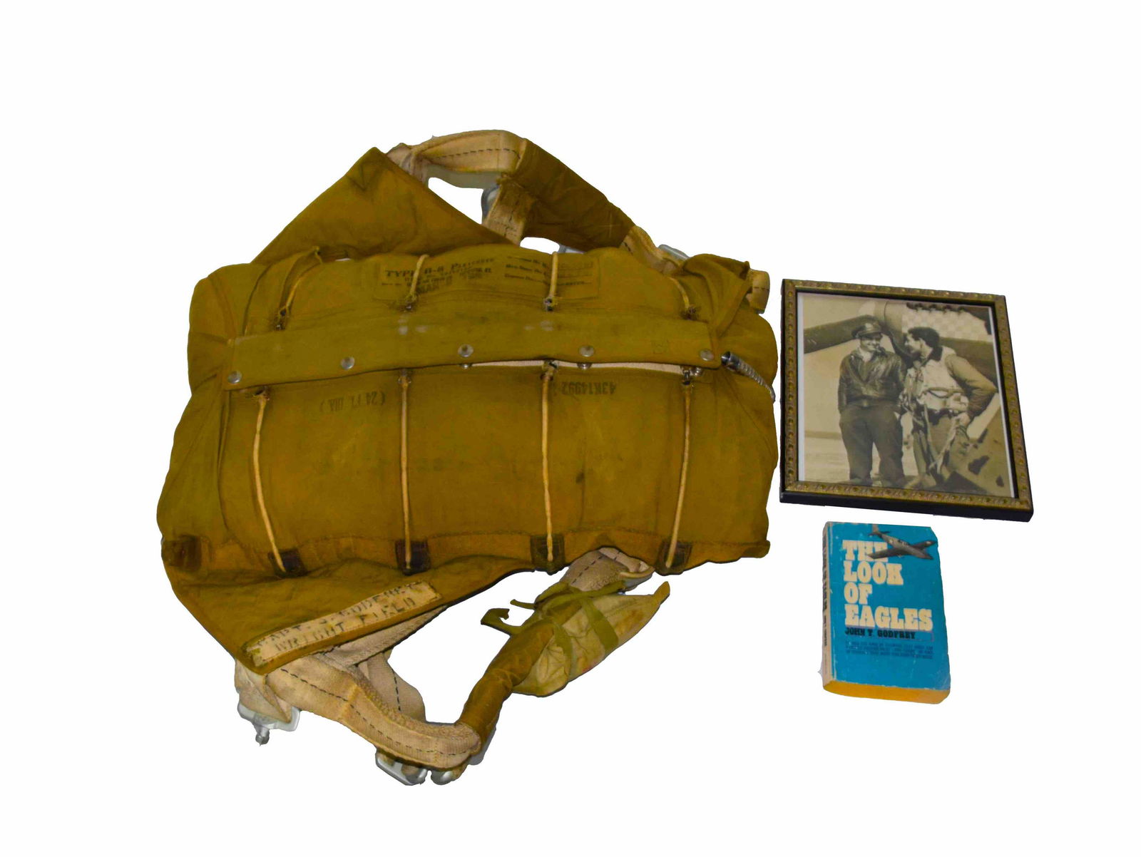 WWII Army Airforce Parachute (1 of 5)