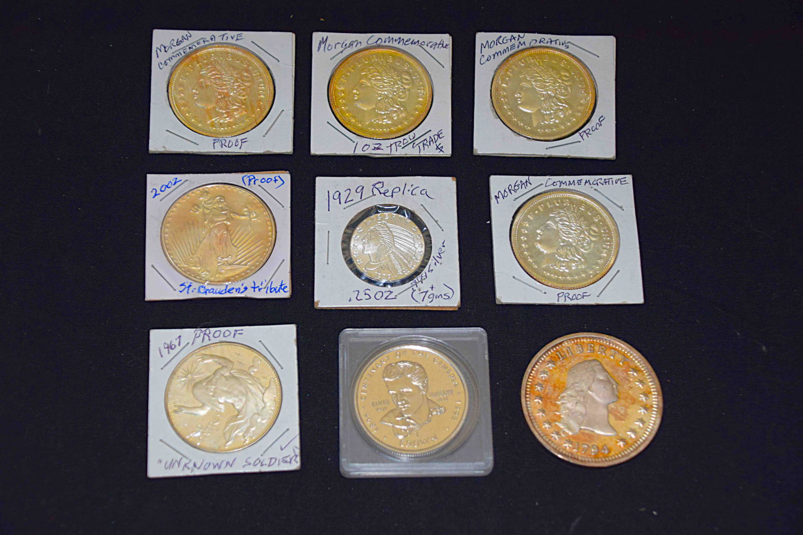 9 Replicas and commemoratives (1 of 2)