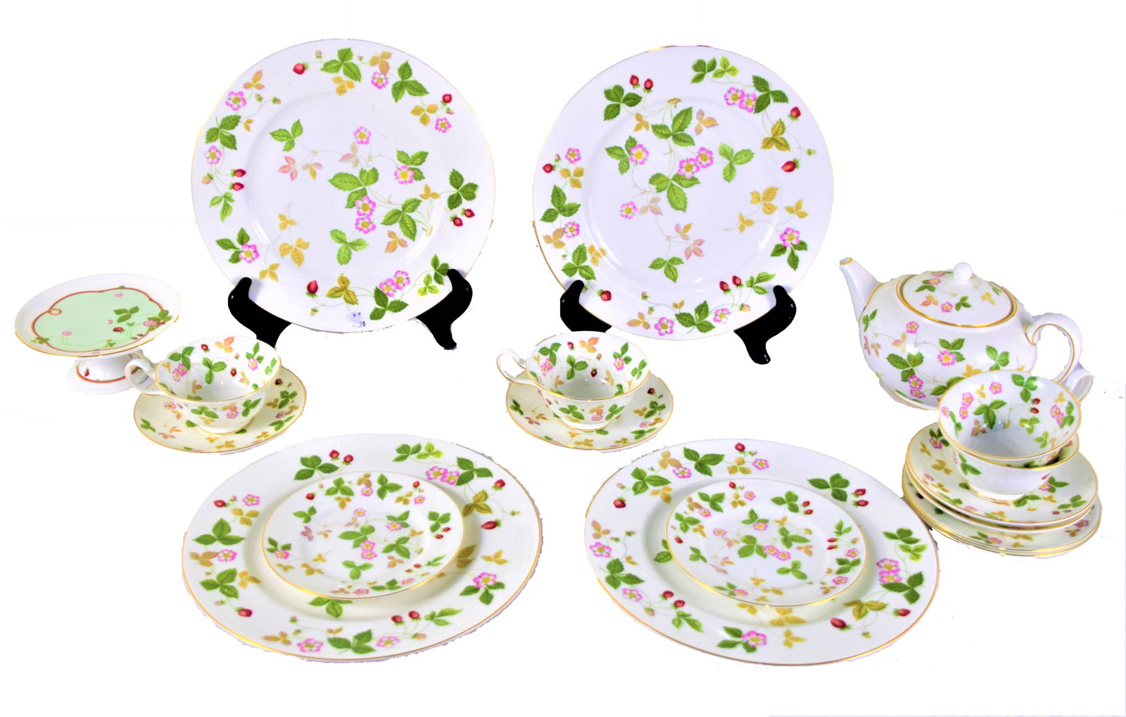 Wedgwood Service For 4 (1 of 4)