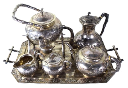 Chinese Export Tea Set