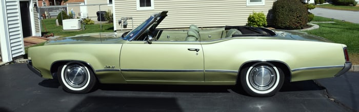 1969 Delta 88 Olds Convertible