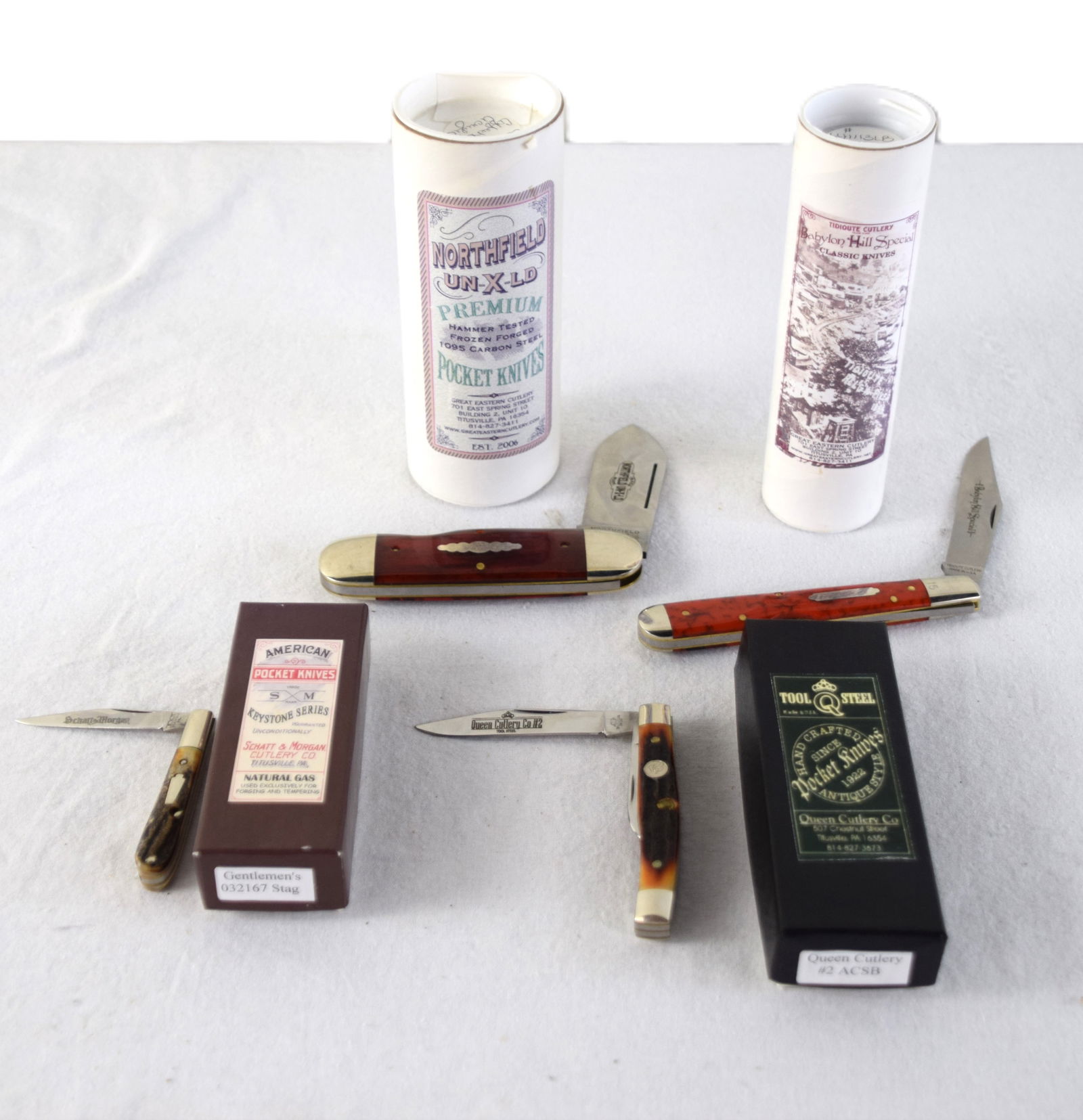 Four Classic Pocket Knives (1 of 7)