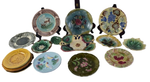 17 Majolica Plates
