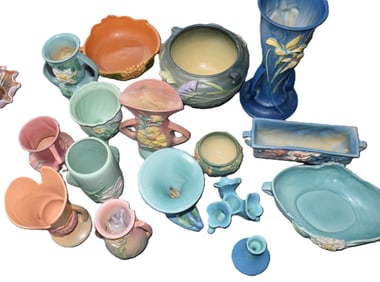 16 Piece Pottery Lot