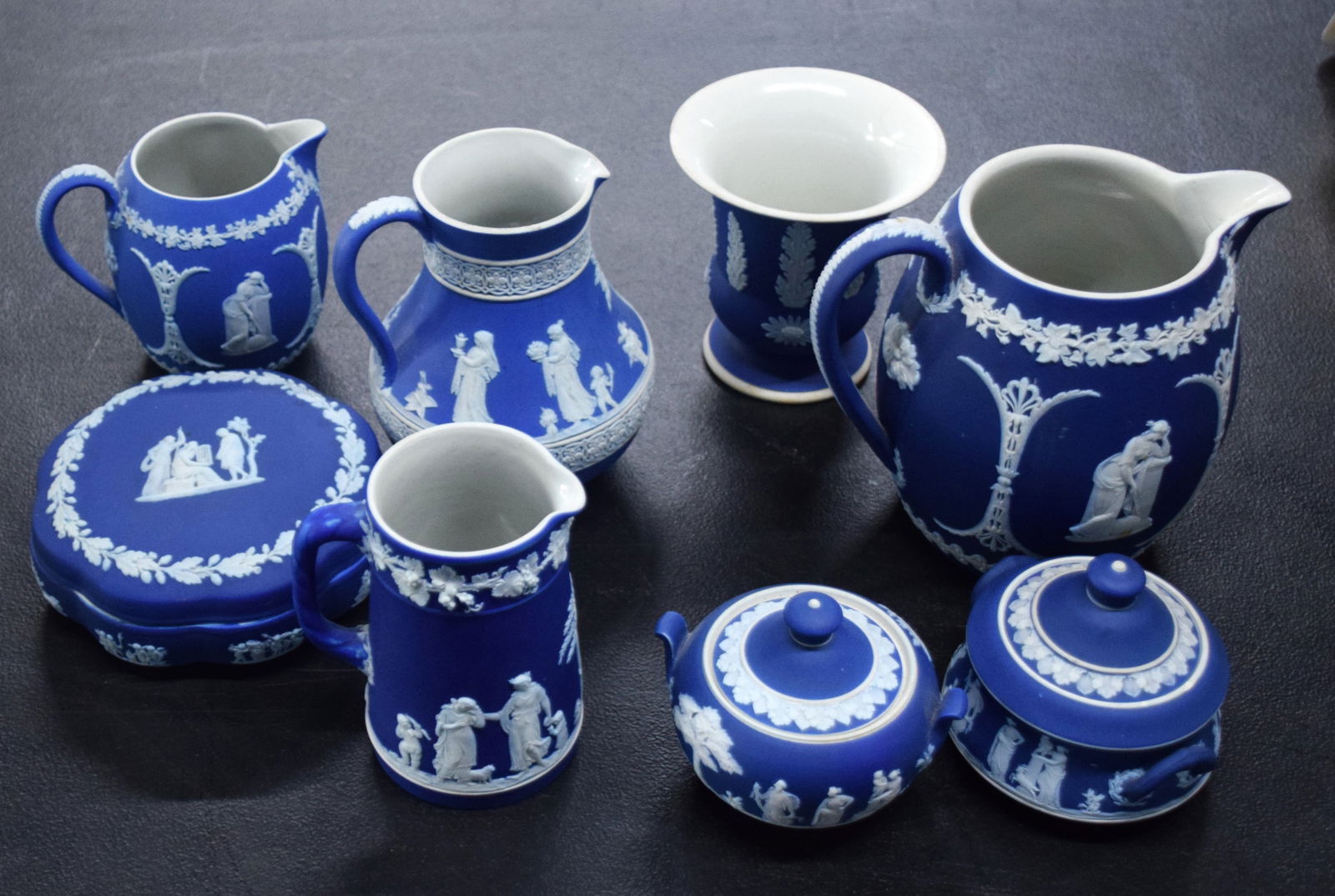 8 Piece  Wedgewood Lot (1 of 4)
