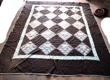 Amish Quilt