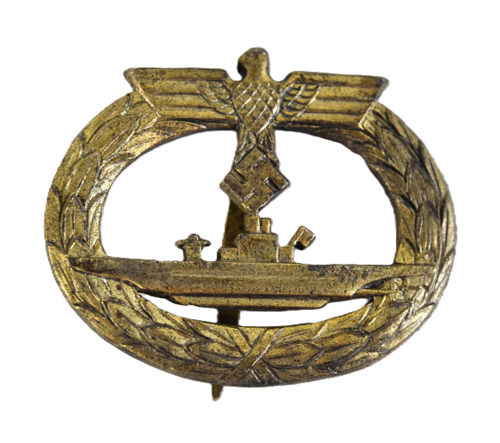 WWII U Boat Badge: WWII Kriegsmarine U Boat Badge made by Funke & Brunnighaus, Ludenscheid depicting a U Boat and eagle.