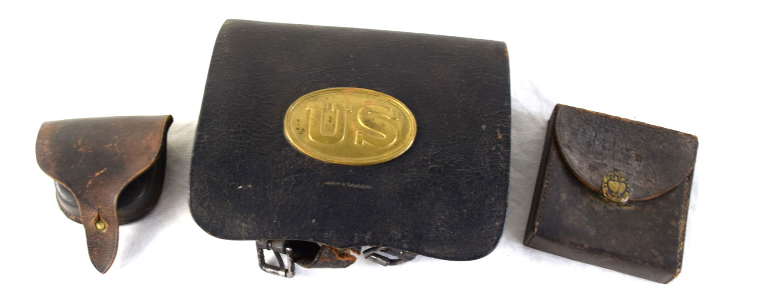 Civil War Accoutrement Lot (1 of 4)