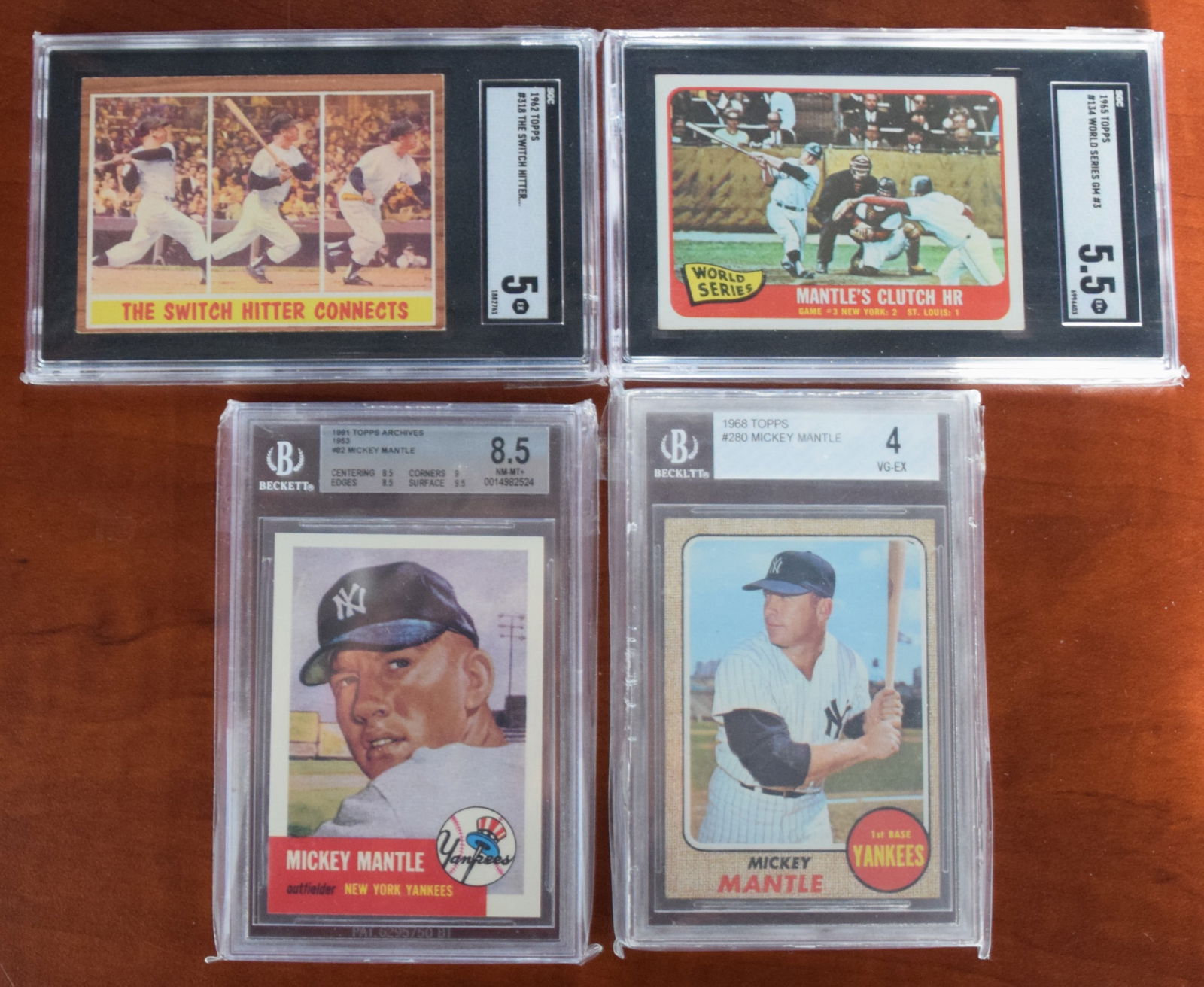 4 Mickey Mantle Topps Baseball Cards (1 of 2)