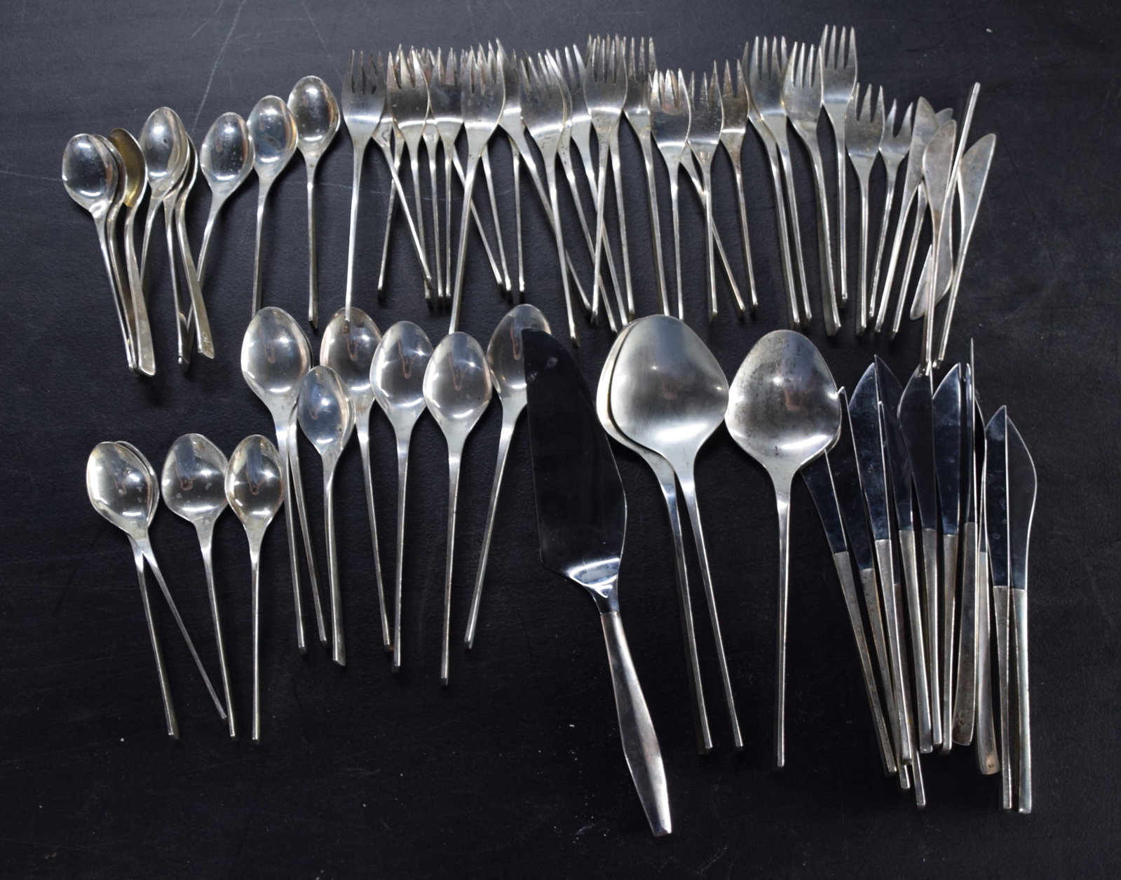 International Sterling Silver Flatware Set (1 of 8)