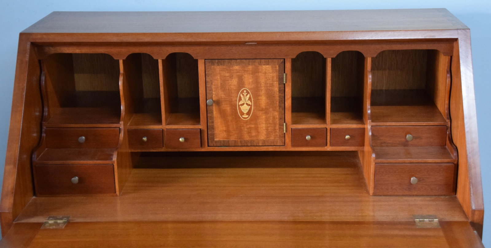 Benchmade Slant Lid Desk - 4
