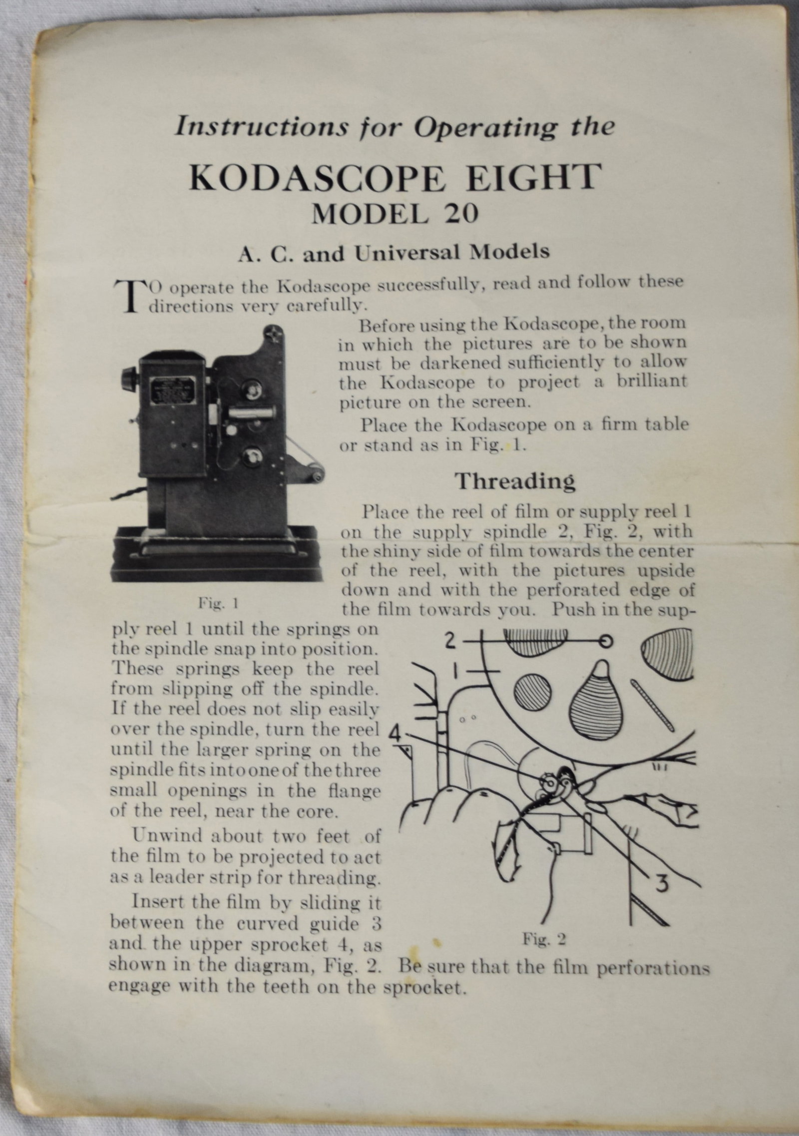 Kodascope Eight Model 20 Projector - 2