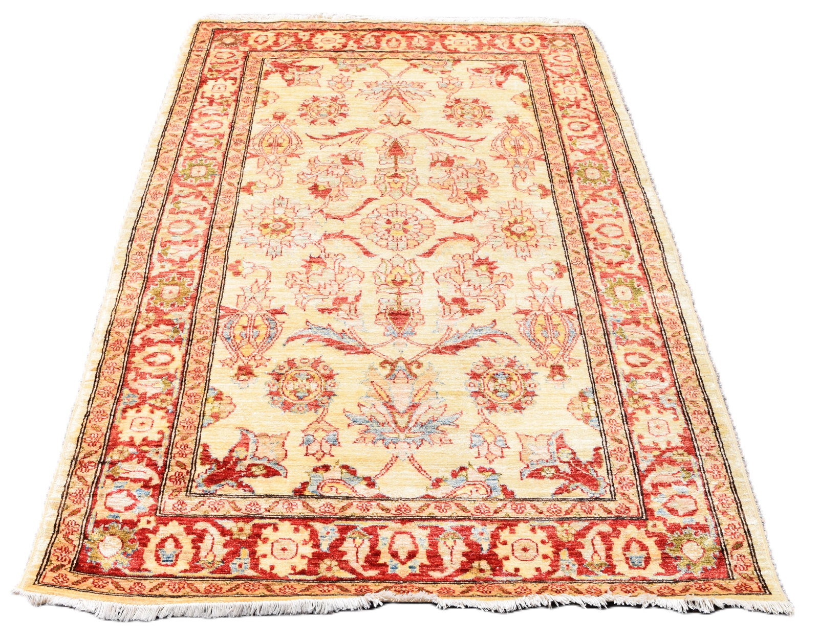 Oriental Scatter Rug: Oriental scatter rug, ivory background with Persian designs. Similar to the Palace size rug. From a Salem NH Home. Dimensions: 4' x 6'1"