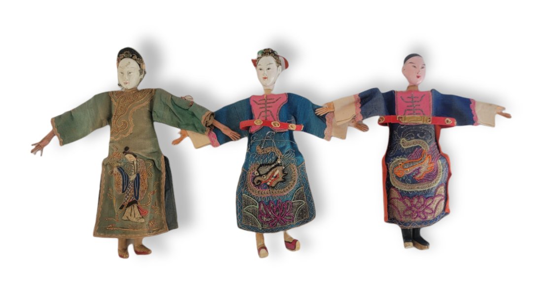THREE ANTIQUE CHINESE DOLLS (1 of 7)