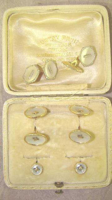14ct GOLD & MOTHER OF PEARL CUFF LINK SETS