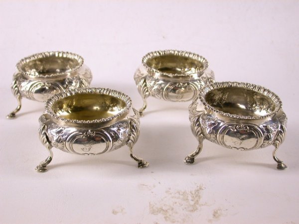 4 VICTORIAN SILVER OPEN SALTS, LONDON 1858 Hyams