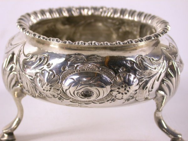 4 VICTORIAN SILVER OPEN SALTS, LONDON 1858 Hyams - 4