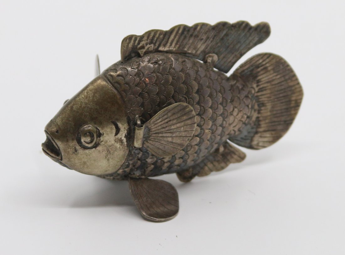 Decorative silver fish (1 of 3)