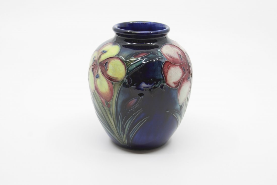 William Moorcroft , Vase with floral design (1 of 3)