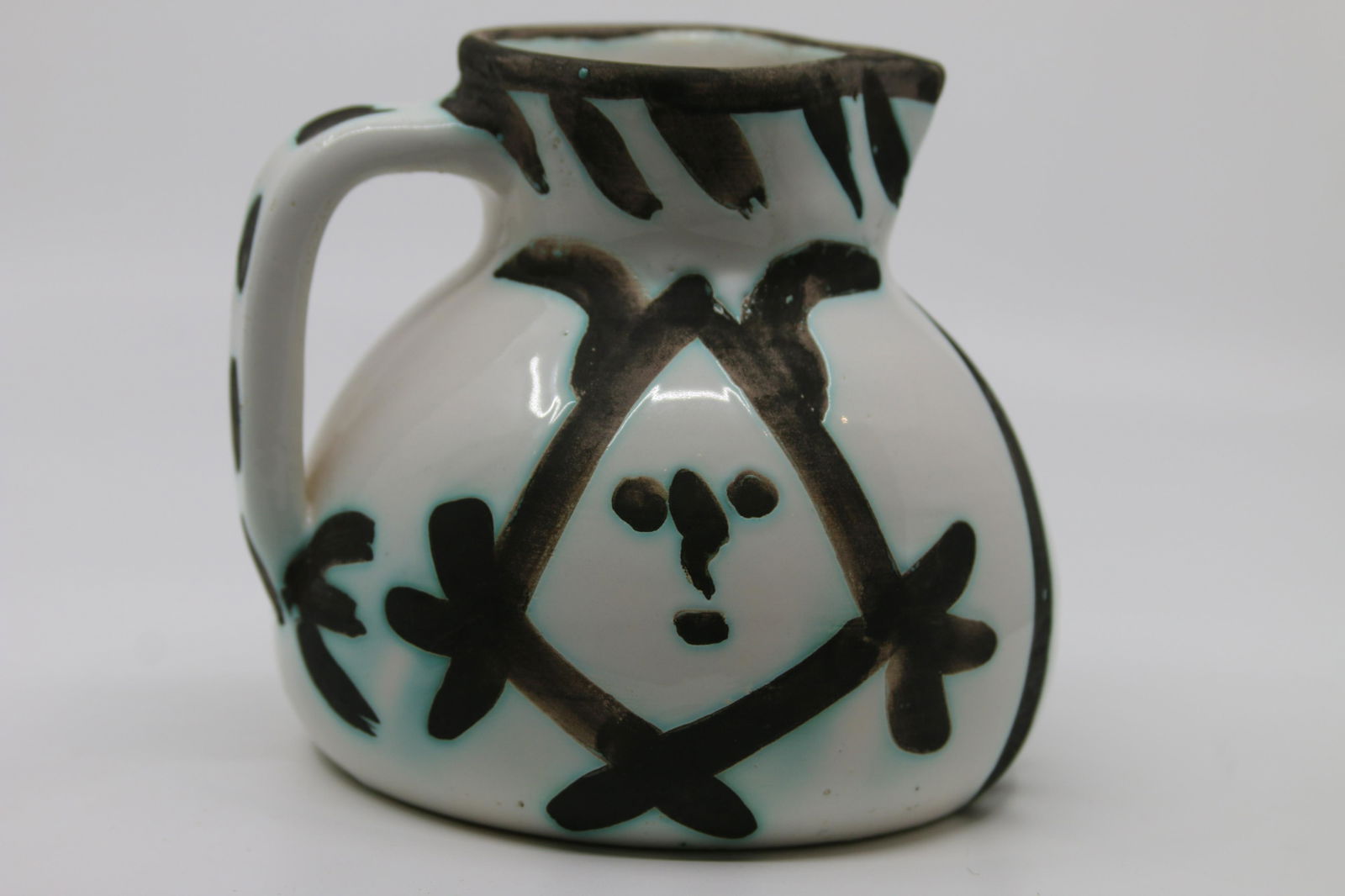 Picasso, Pablo (1881-1973) Pichet Tete (1953) (1 of 6)