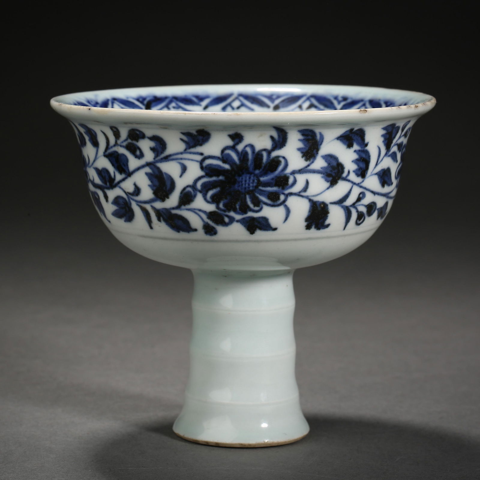 Yuan Dynasty of China,Blue and White Flower High Foot Cup (1 of 7)