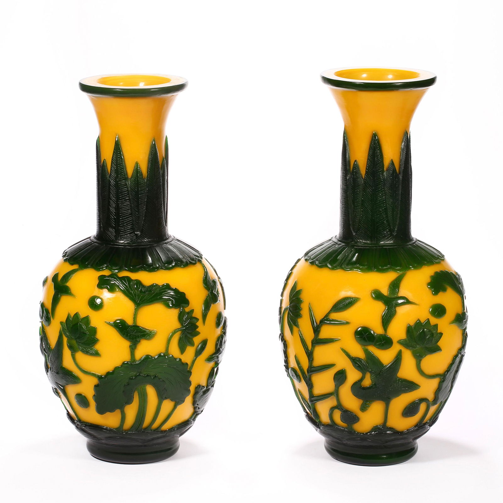 Qing Dynasty of China,Coloured Glaze Flower Bottle (1 of 11)